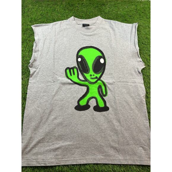 Balenciaga Alien Graphic Tee Gray Unisex Size L Oversized, Made in Portugal 24in - Picture 1 of 8